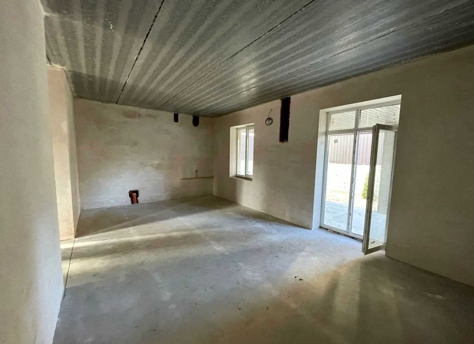 Двоповерховий будинок 100 м² в Ірпені, ГАЗ, чистове оздоблення, ліс