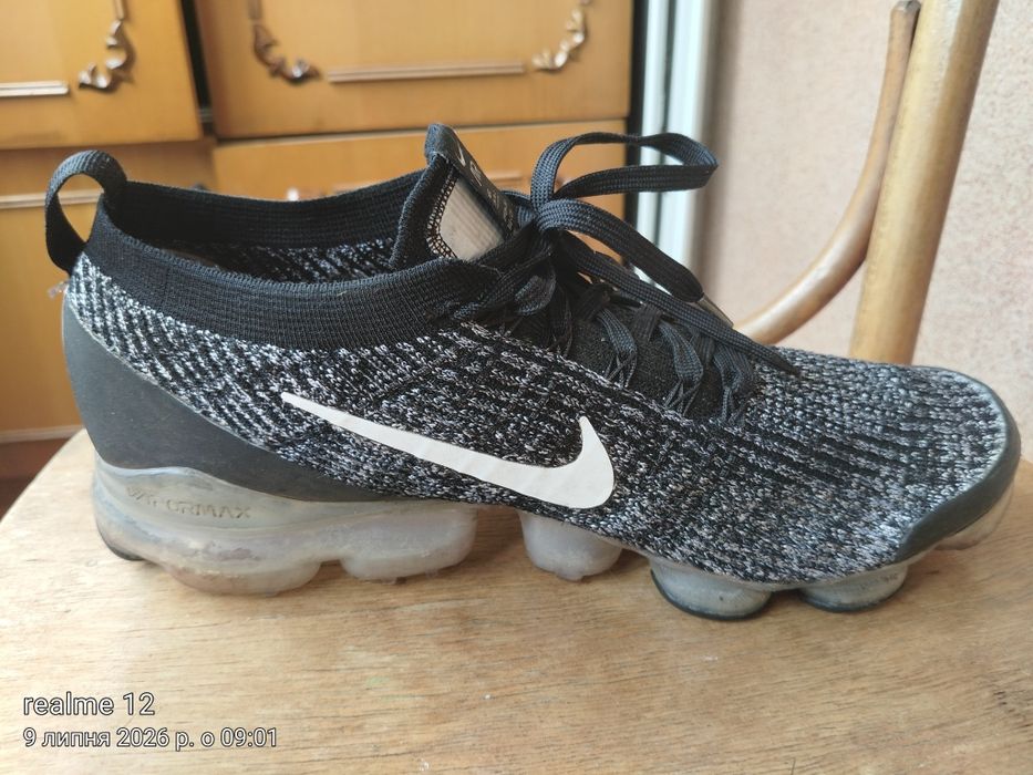 Продам кросівки Nike