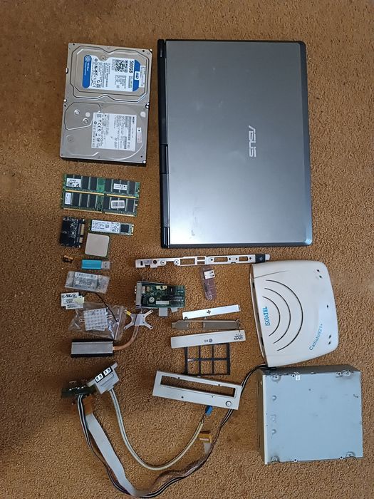 Лот (ноутбук, ssd m.2,ssd sata, ram, hdd та інше)