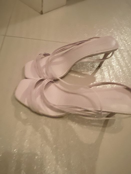 Sandałki Reserved rozmiar 39