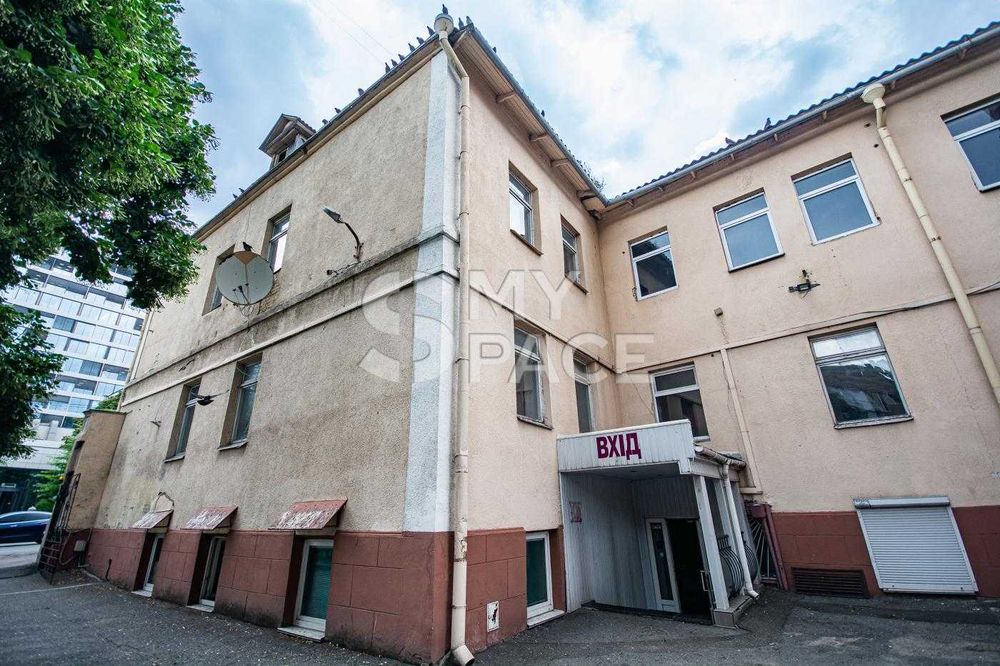 Комерційне приміщення в історичному центрі Києва Шевченківський район Бульварно-Кудрявська