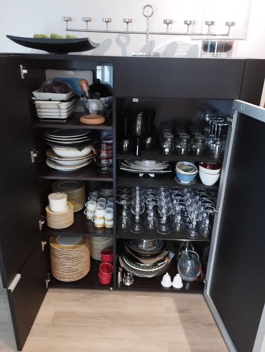 Aparador de sala com excelente arrumação