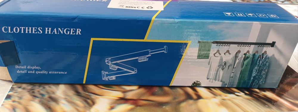 Wieszak na ubrania  nowy