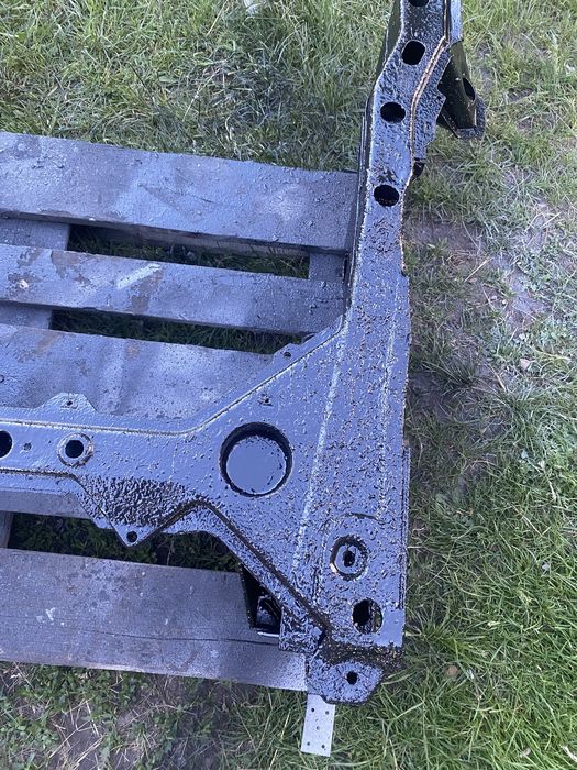 Передняя  балка подрамник Mercedes w168 A140 A160 A170 А класс