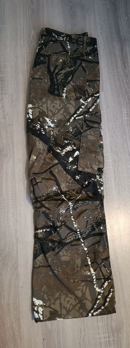 Męskie spodnie moro baggy.