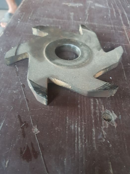 Фрези по дереву, ножі до фрезерної головки