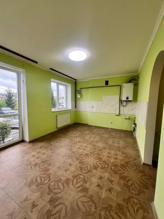 Продаж 2 кімн квартири з підвалом
