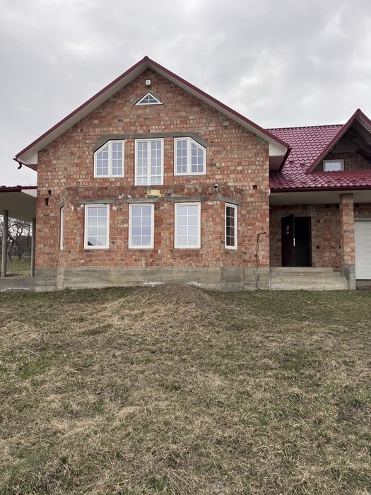 Продається будинок  в мальовничому  місці
