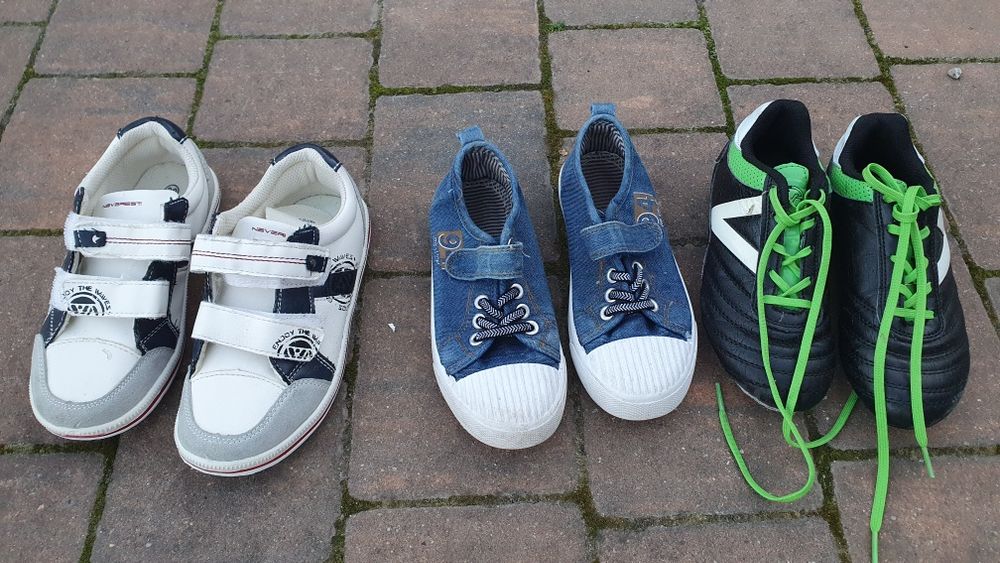 Buty dziecięce, korki, trampki rozmiar 30
