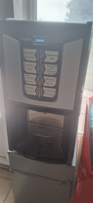 Кввомашина Saeco Fedra продам