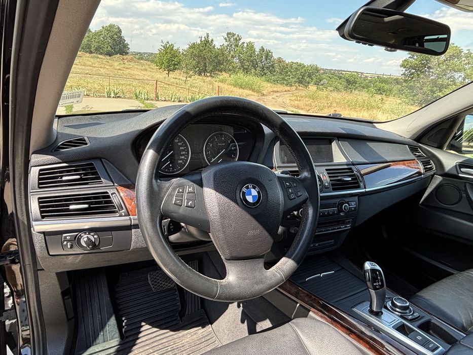 2012 BMW X5 F70