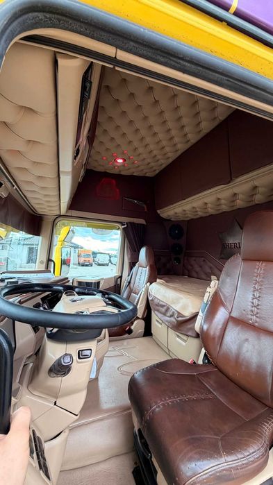 Samochód ciężarowy Scania R650 2021 rok do transportu drewna