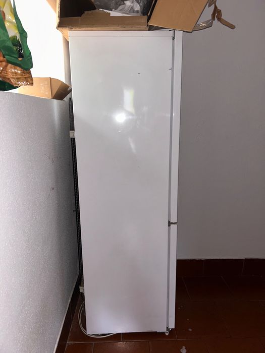 Frigorífico combinado Beko com congelador