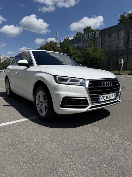 AUDI Audi Q5 2018 VIN WA1BNAFY9J2215468 фото оголошення 2 з 21