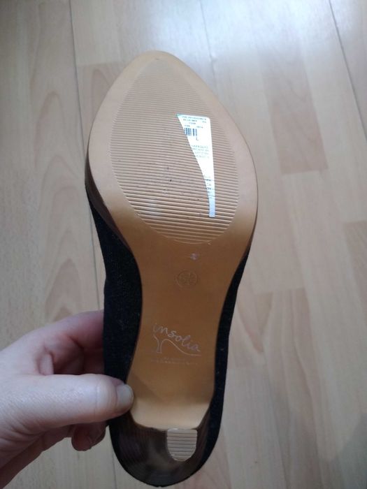 Nowe szpilki rozm 39