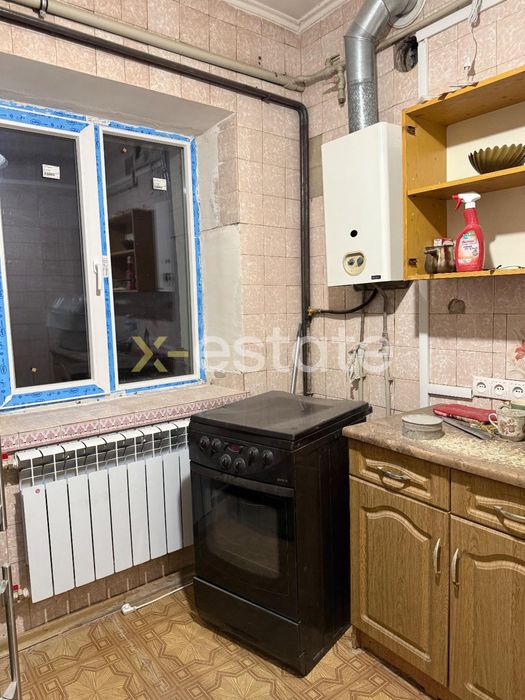 Продаж 2-кімнатної квартири на Захисників України