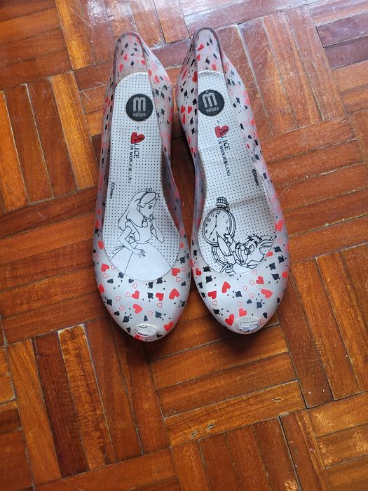 Calçados melissa semi novos