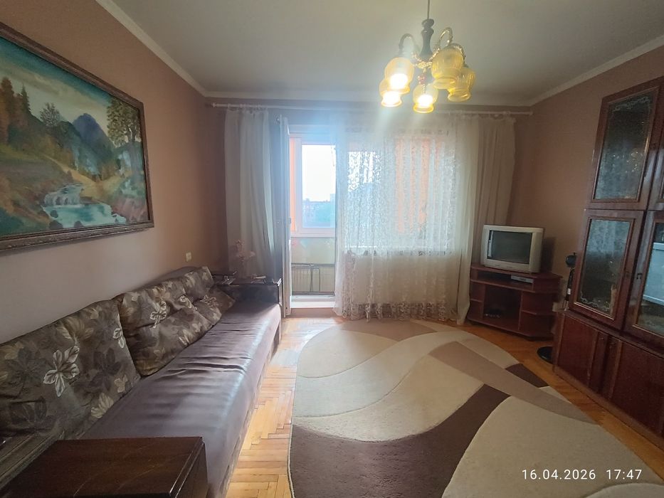 Продаж 3 кімн Квартири РОСВИГОВО 6/9