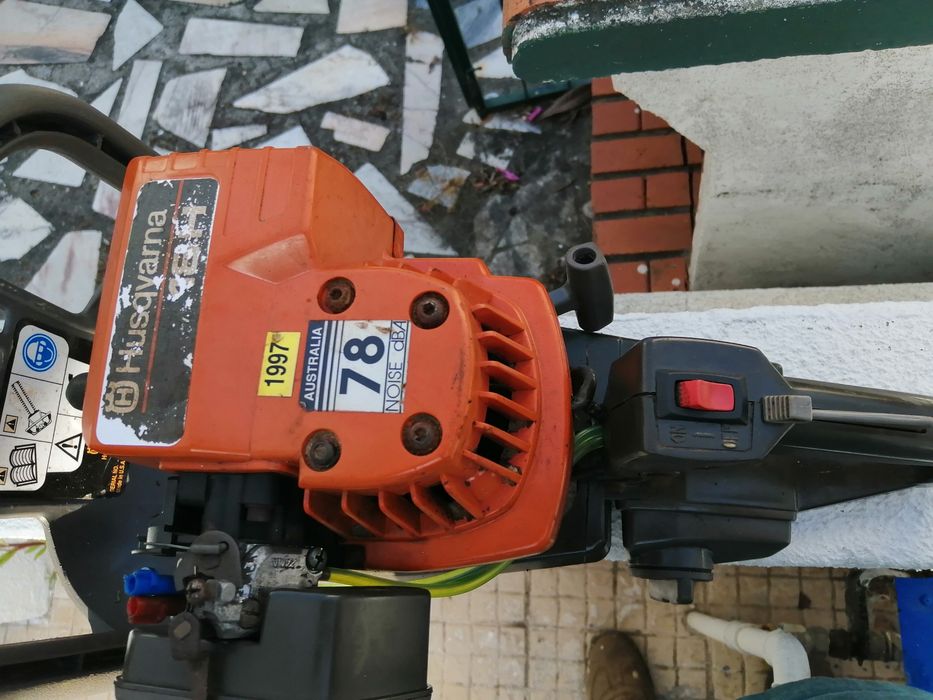 Corta sebes gasolina Husqvarna