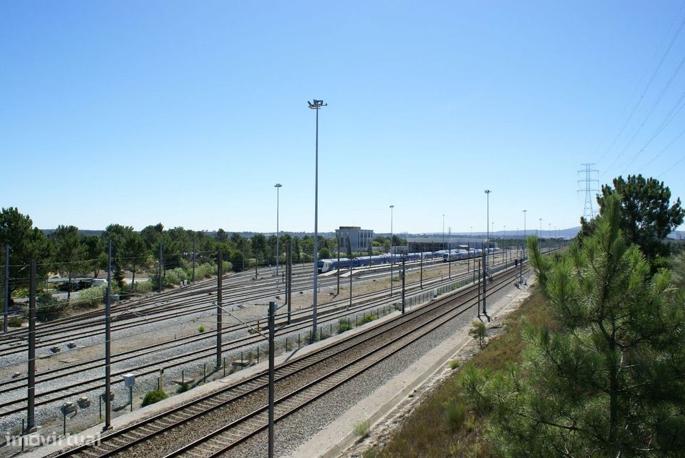 Terreno Em Foros Da Catrapona - Seixal