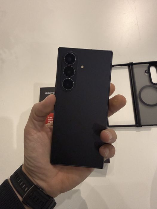 Samsung Galaxy Z Fold 7 – 1TB – Como Novo | Garantia + Acessórios