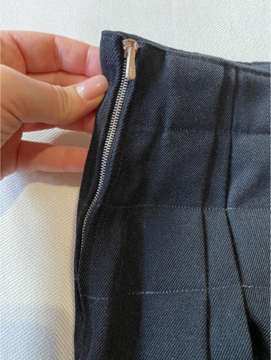 Гарна спідниця в стилі Dior S оригінал