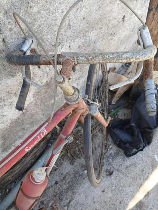 Bicicleta vintage para restauro