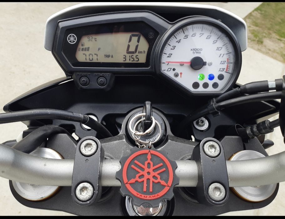 YAMAHA FZ 8 N 2012 рік