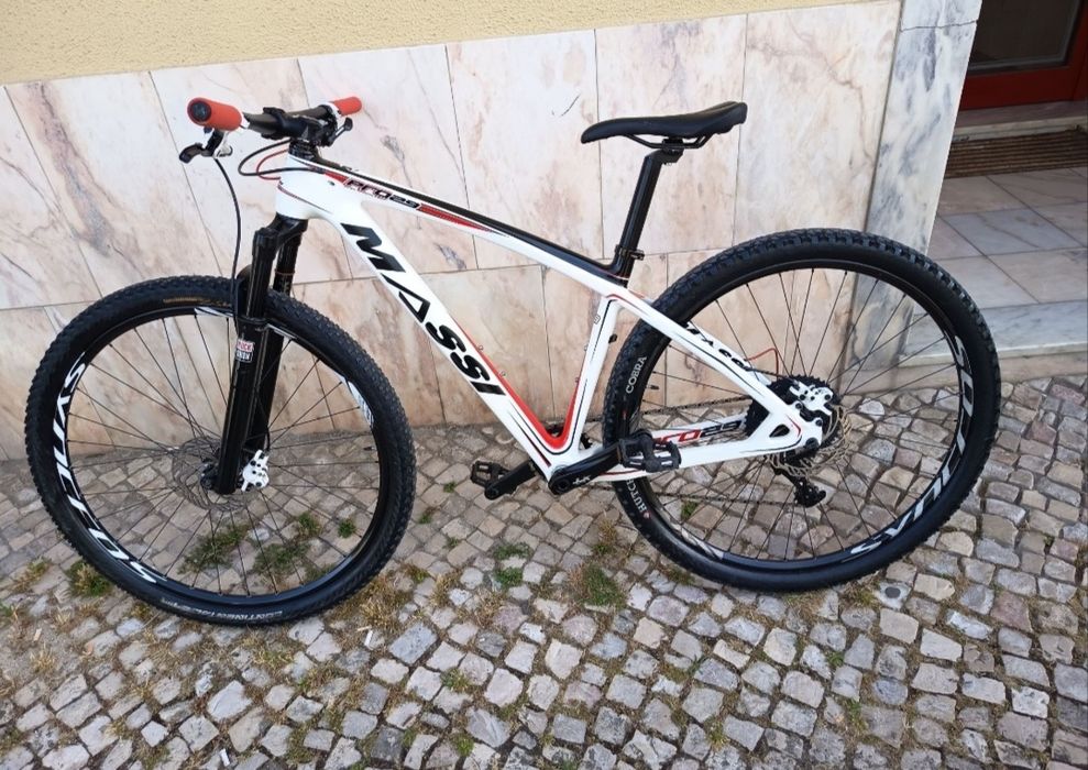 Bicicleta Massi carbono