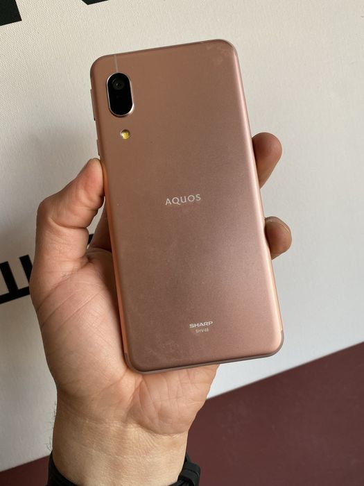 Sharp Sense 3 basic shv48 Android 9