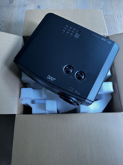 JVC LX-NZ30 BK projektor kolor czarny