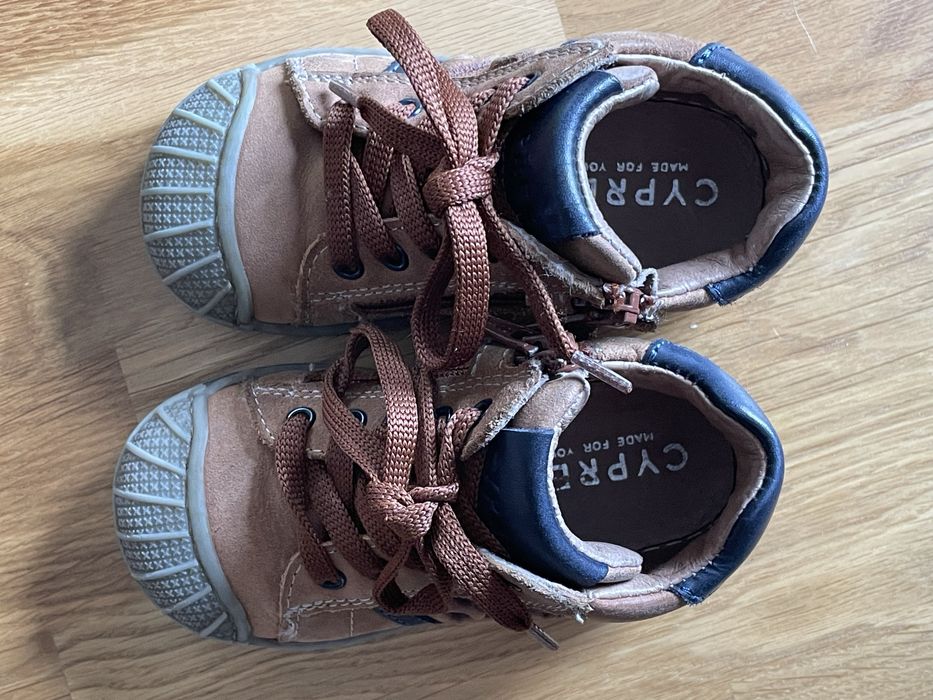 Bota Cypre Numero 22