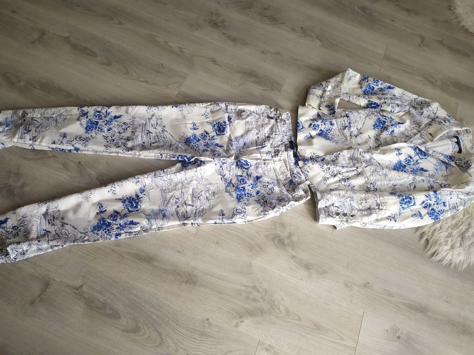 Kostium Top Secret L