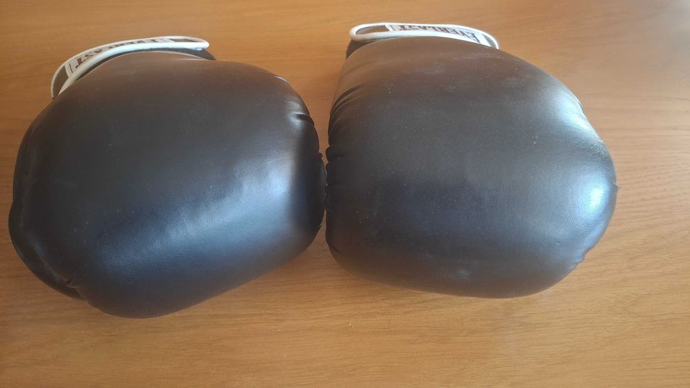 Luvas Boxe / Kickboxe Everlast Competition 10oz + Ligaduras (Como Novas)