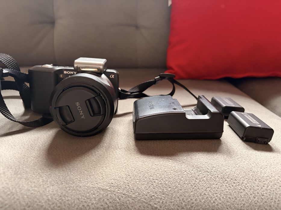Sony NEX-3 - Pack objectiva, bolsa  e 2 baterias