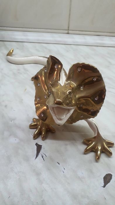 Ящерица белая со стразами