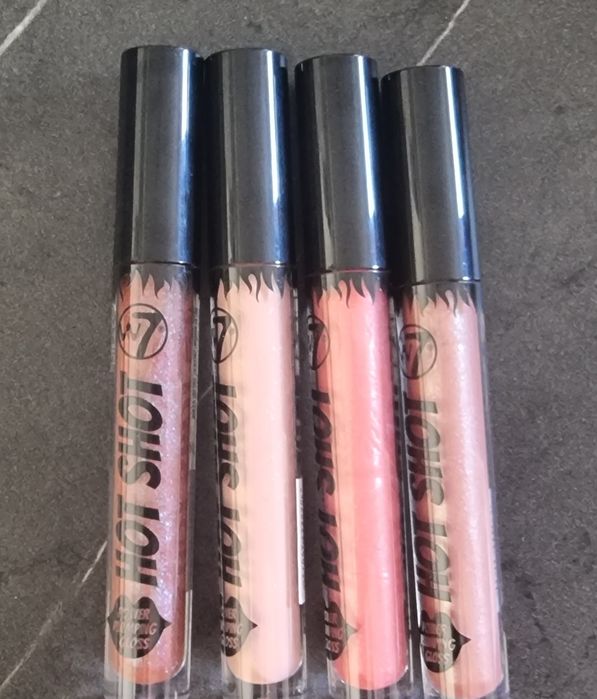 Batons lip gloss para lábios volumosos