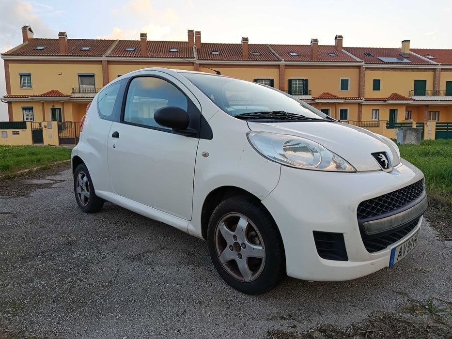 Peugeot 107 muito econômico