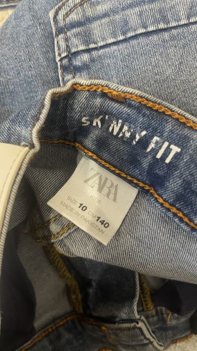 Джинси Zara на хлопчика 9 - 10 років