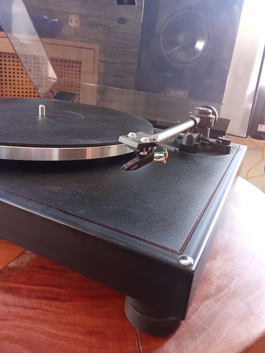Gira discos Ariston Q Deck II
