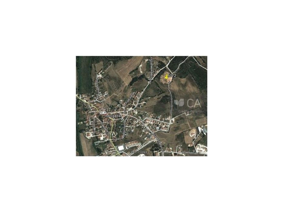 Rustic Building with Urbanization Potential