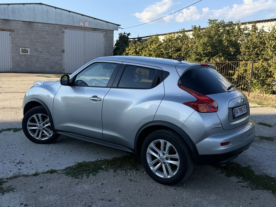 NISSAN JUKE 2011 року