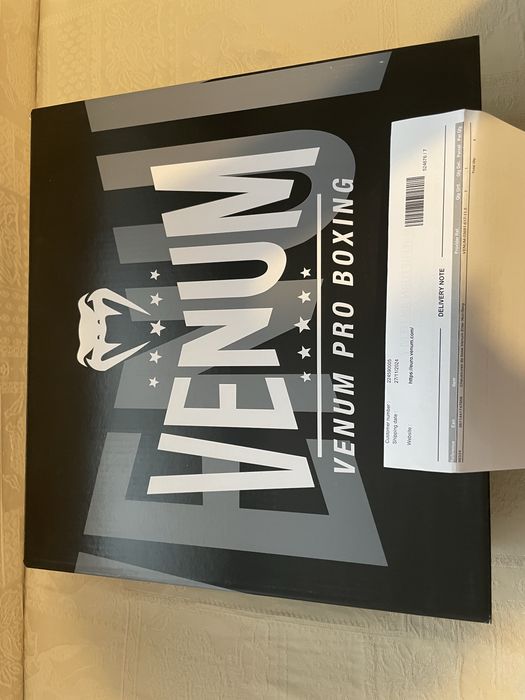Venum elite boxing shoes