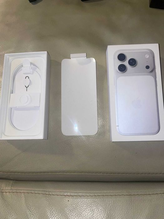 Caixa vazia de iphone 17 pro