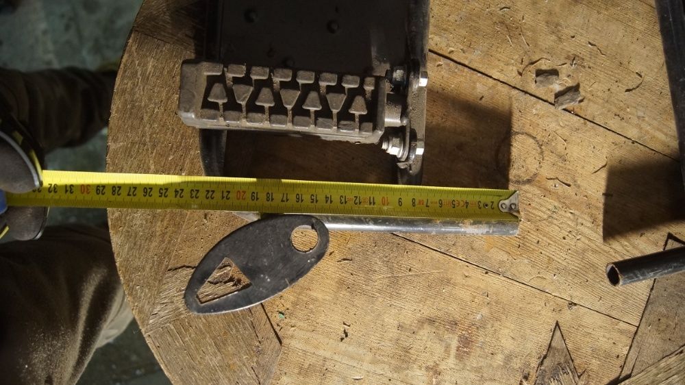 Quad 125 i 250 podesty podnóżki metalowe