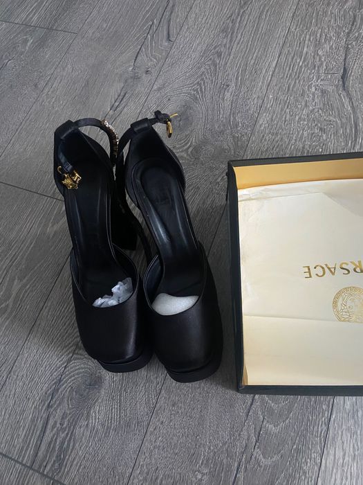 Туфлі Versace, як нові , взувалися 1 раз
