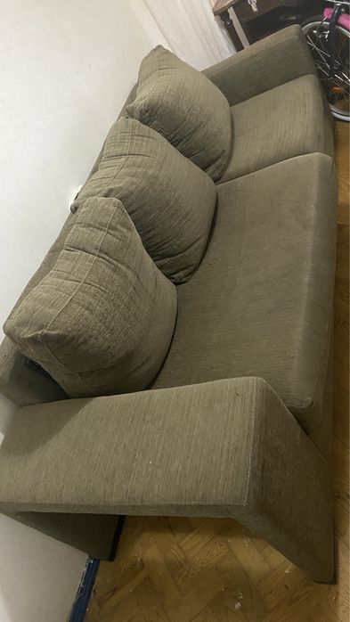 Sofa semi novo não faço entra