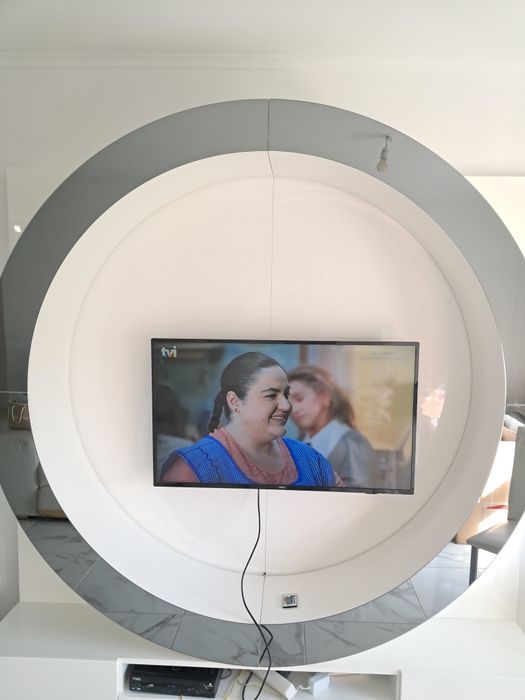 Móvel de tv  em bom estado