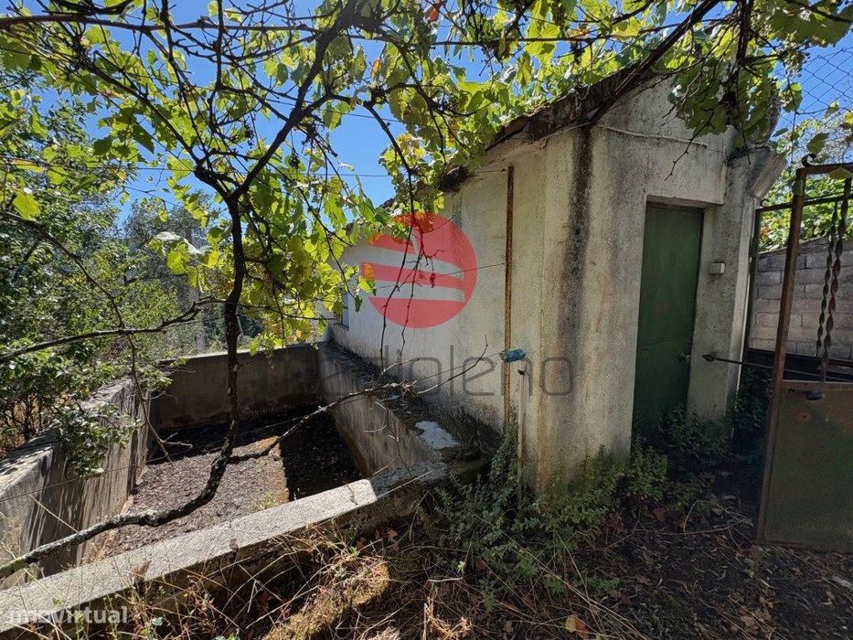 Moradia C/Terreno Paradinha