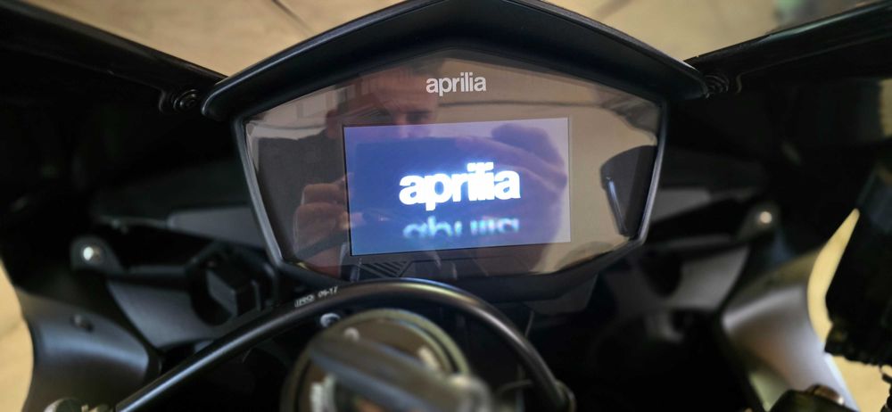 Aprilia RSV4 – racing factory